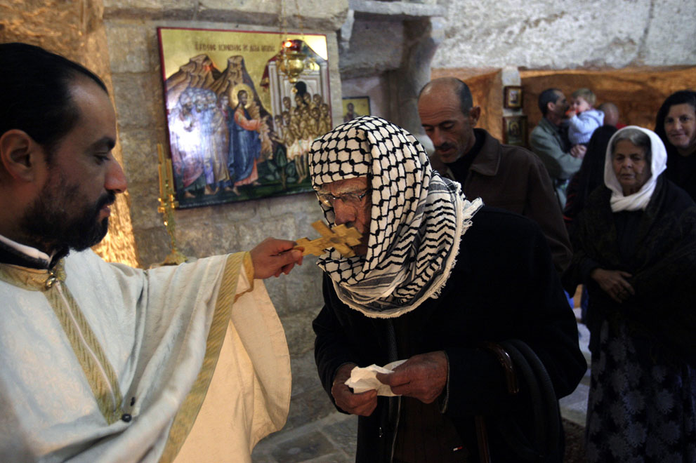 نوار غزه - مسیحیان فلسطینی AP Photo/Mohammed Ballas
