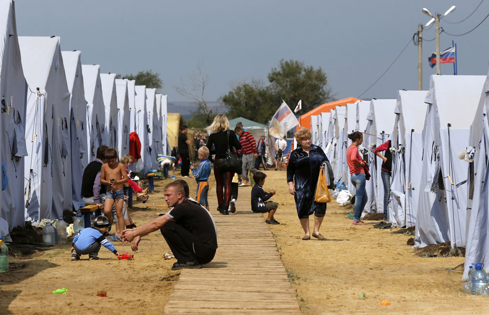 پناهندگان اوکرائینی به روسیه در کمپی نزدیک مرز